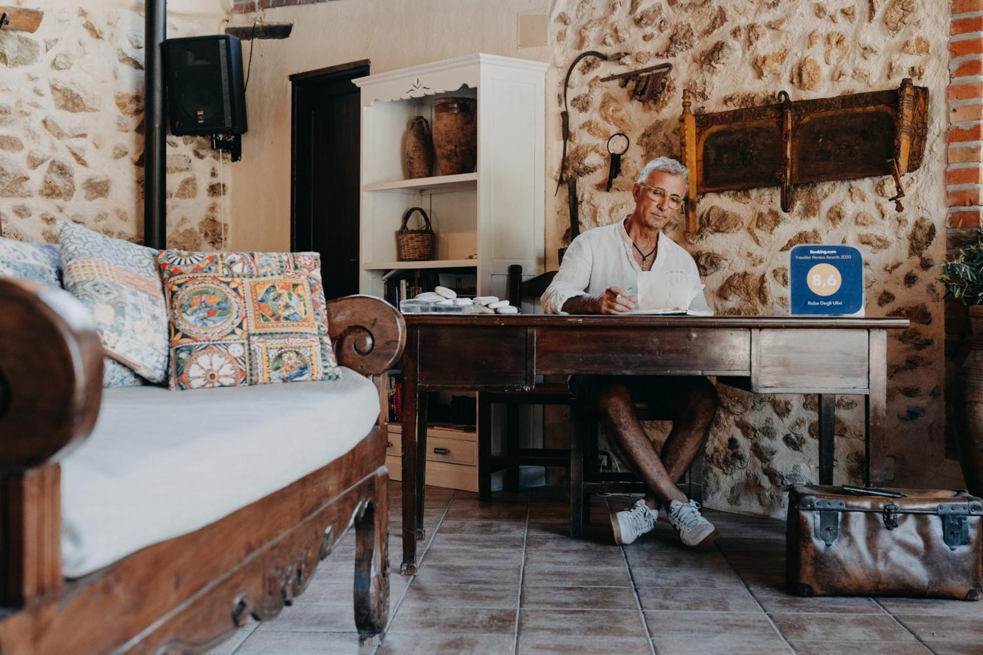 Roba Degli Ulivi Bed & Breakfast Agrigento Eksteriør bilde