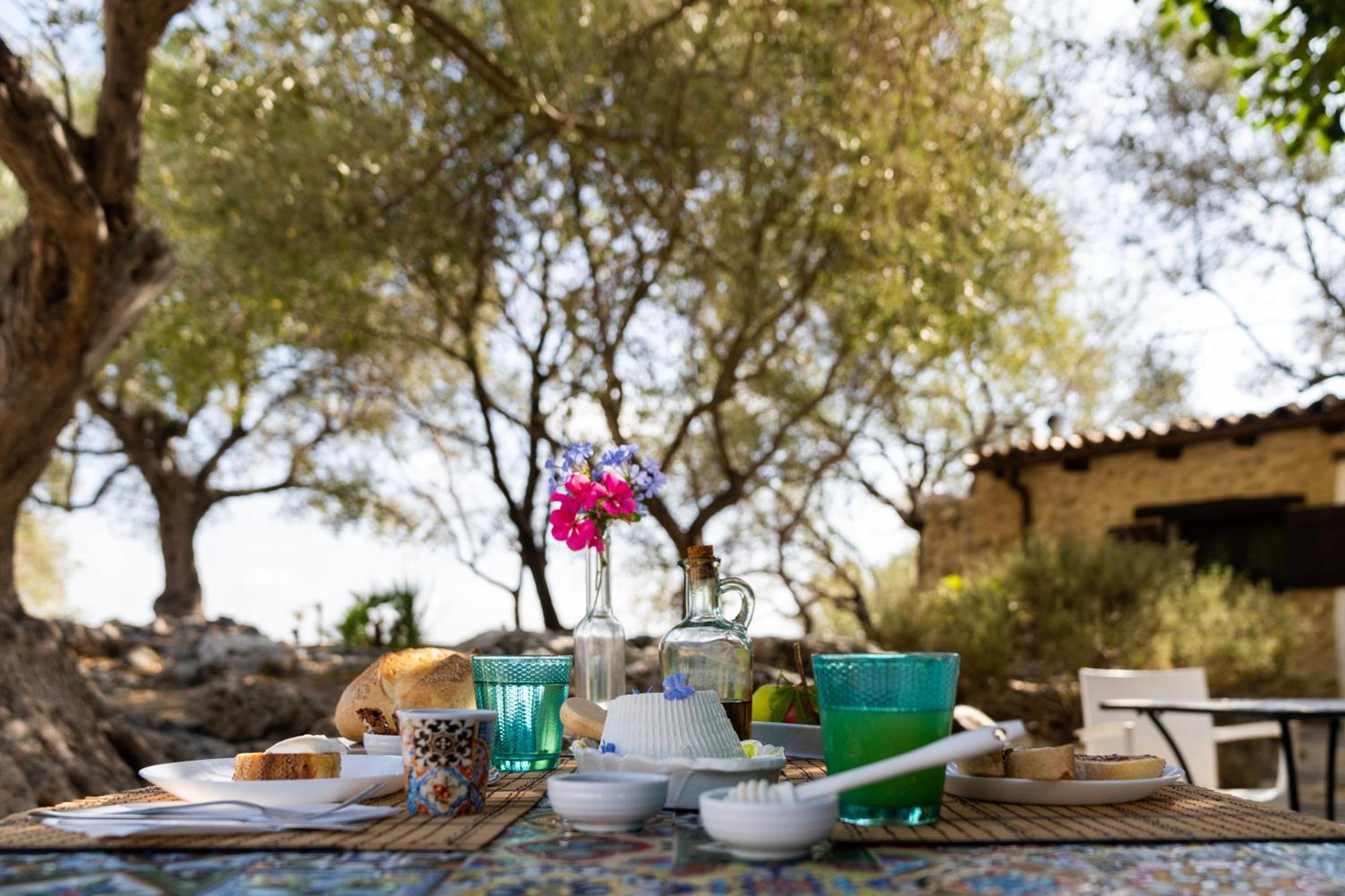 Roba Degli Ulivi Bed & Breakfast Agrigento Eksteriør bilde