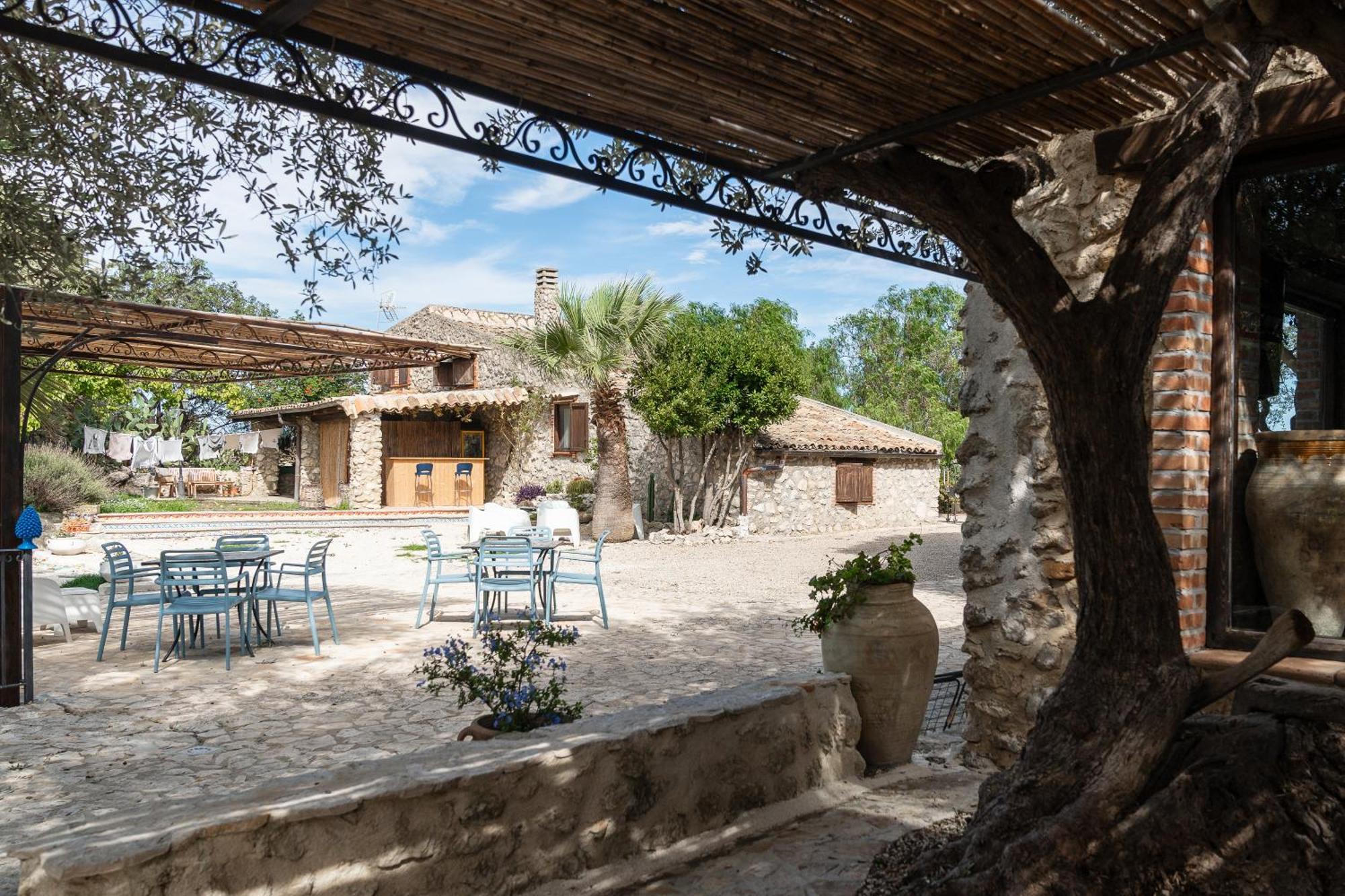 Roba Degli Ulivi Bed & Breakfast Agrigento Eksteriør bilde