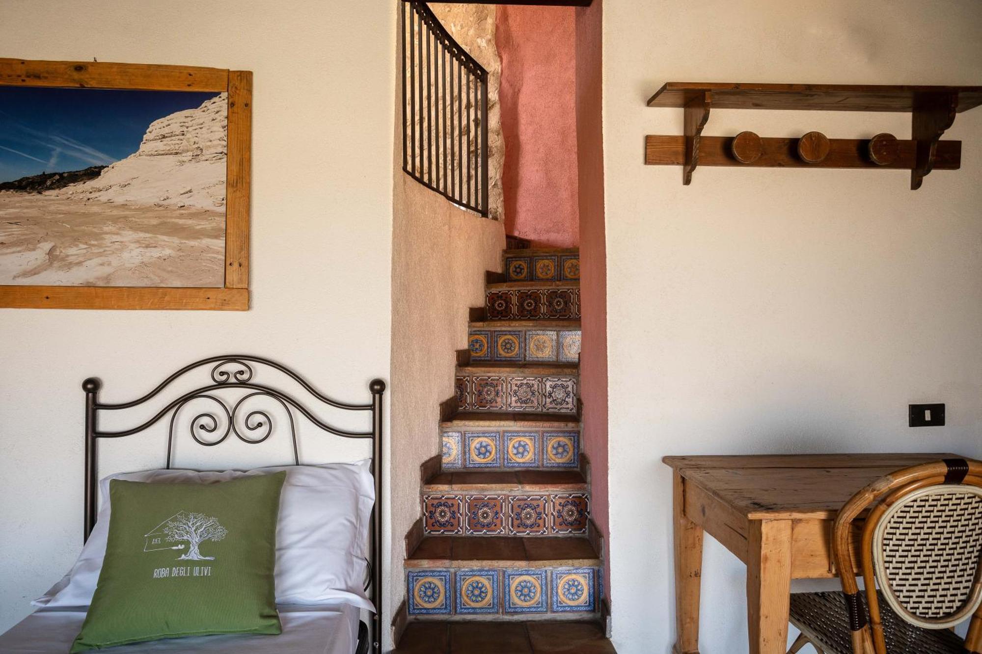 Roba Degli Ulivi Bed & Breakfast Agrigento Eksteriør bilde