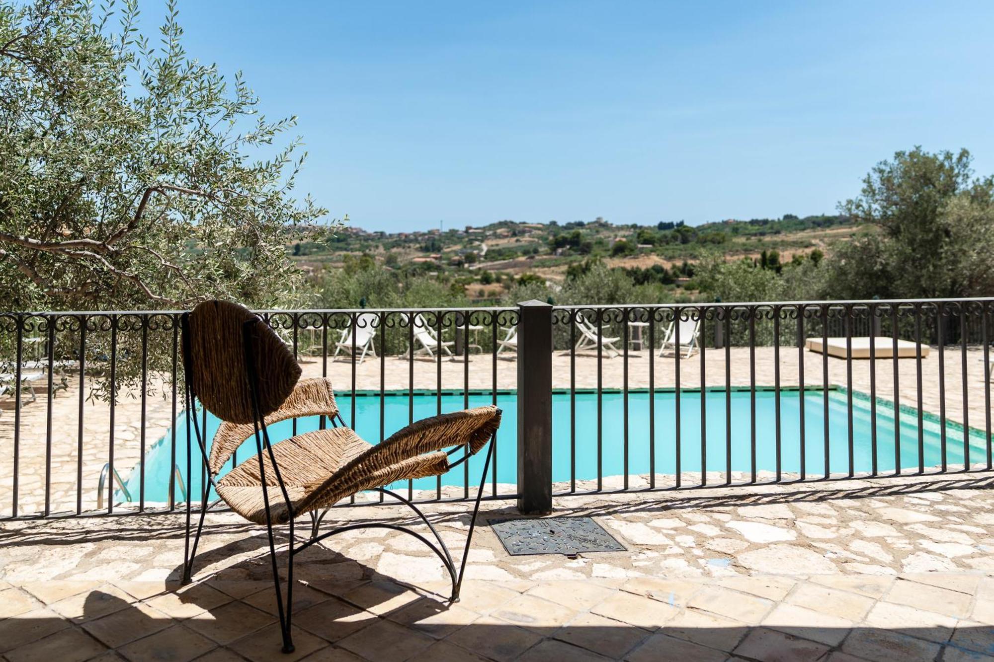 Roba Degli Ulivi Bed & Breakfast Agrigento Eksteriør bilde