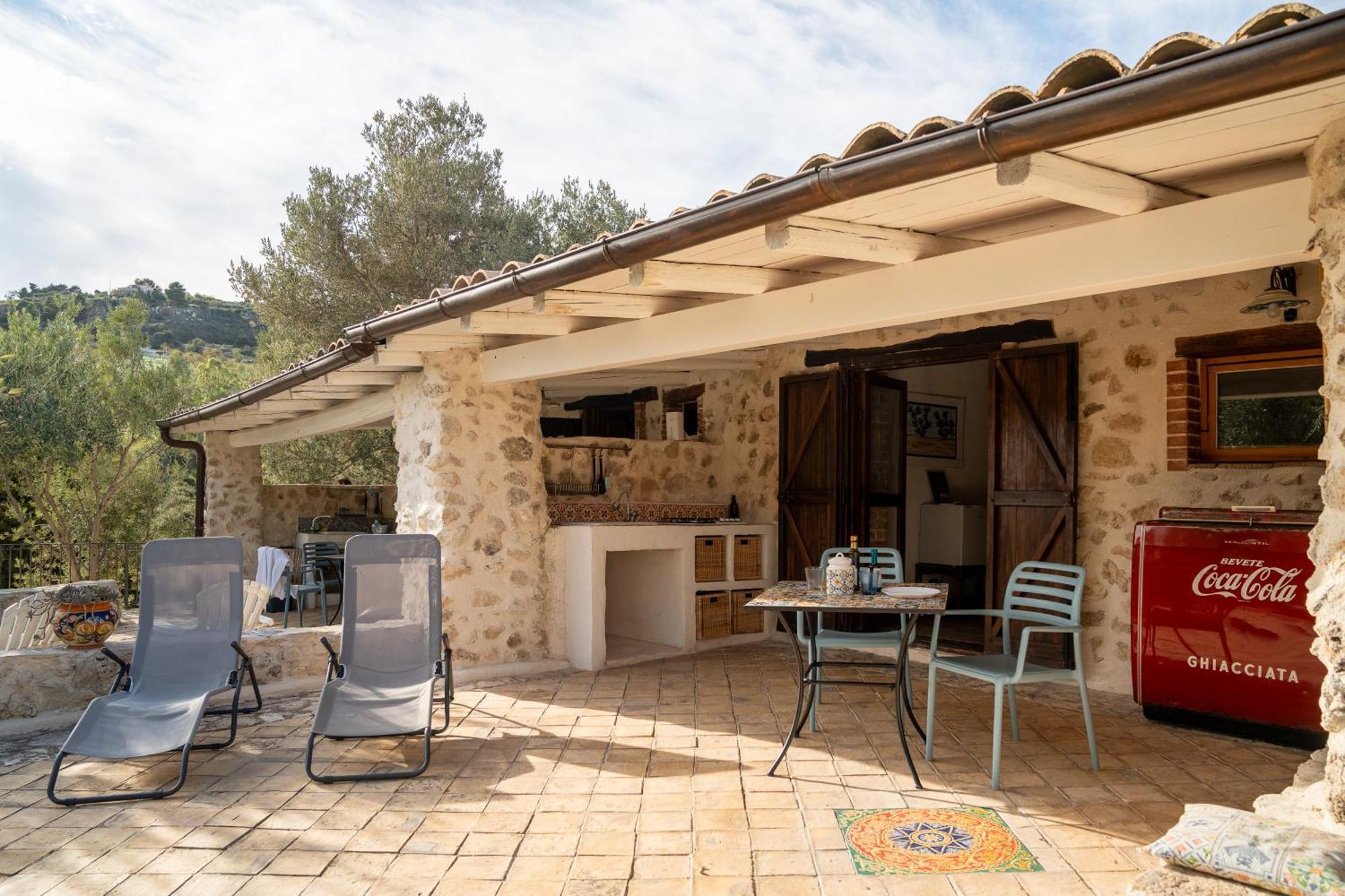 Roba Degli Ulivi Bed & Breakfast Agrigento Eksteriør bilde