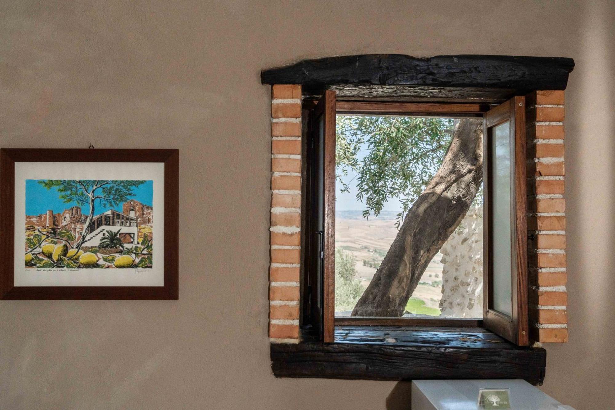 Roba Degli Ulivi Bed & Breakfast Agrigento Eksteriør bilde